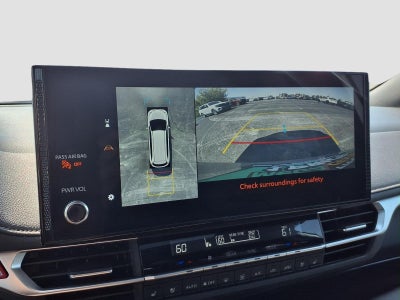 2025 Toyota Sienna Platinum