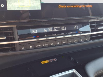 2025 Toyota Sienna Platinum