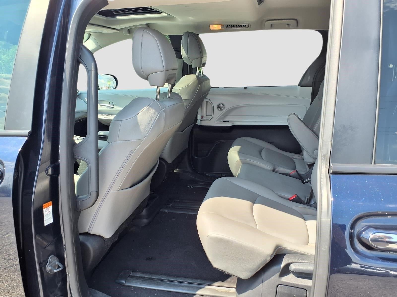 2025 Toyota Sienna XLE