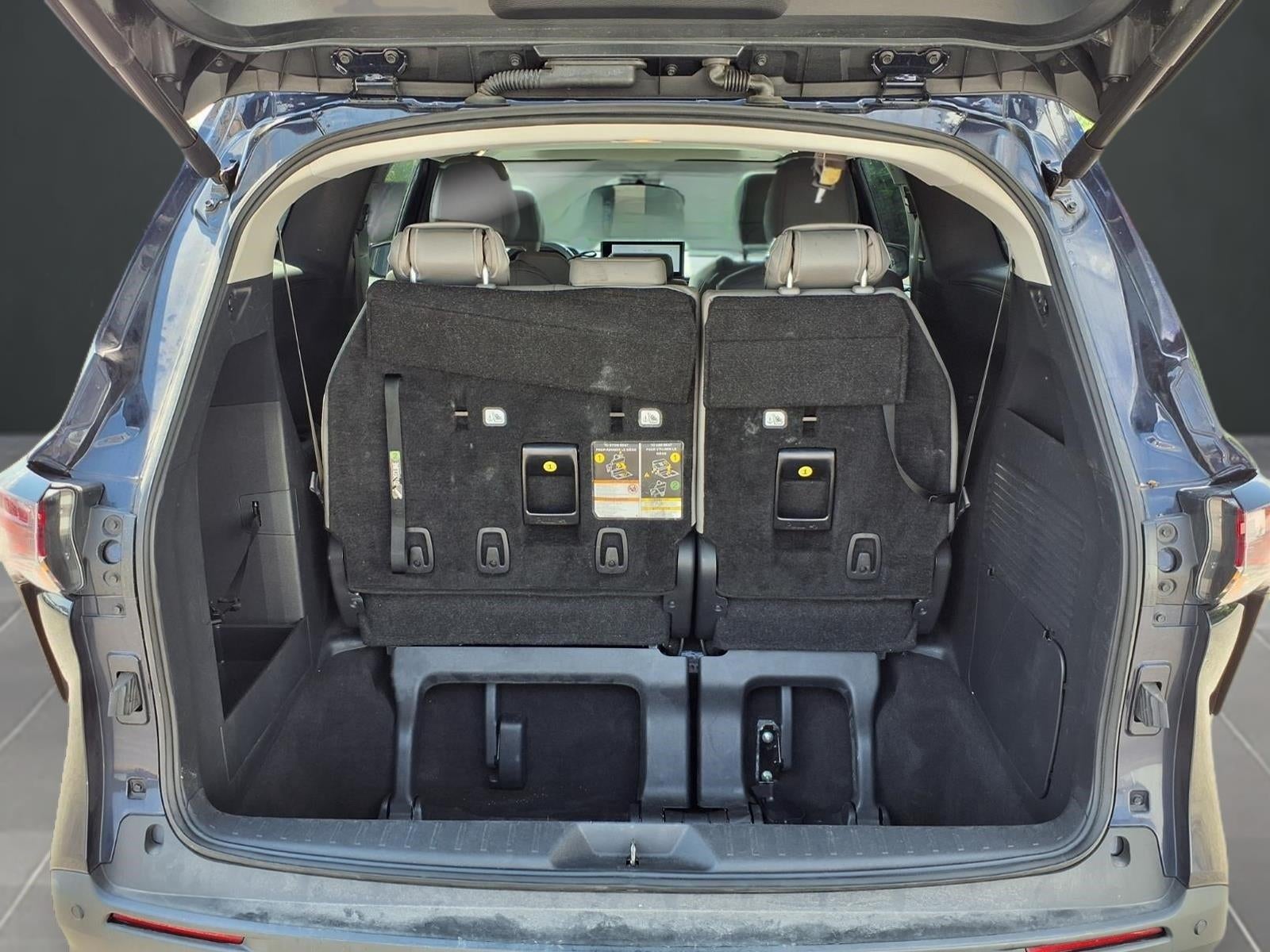 2025 Toyota Sienna XLE