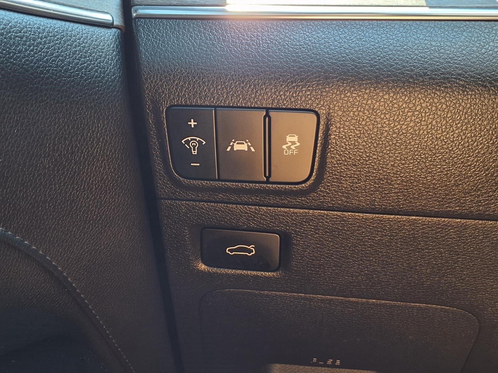 2023 Kia K5 EX