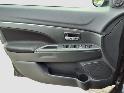 2025 Mitsubishi Outlander Sport SE