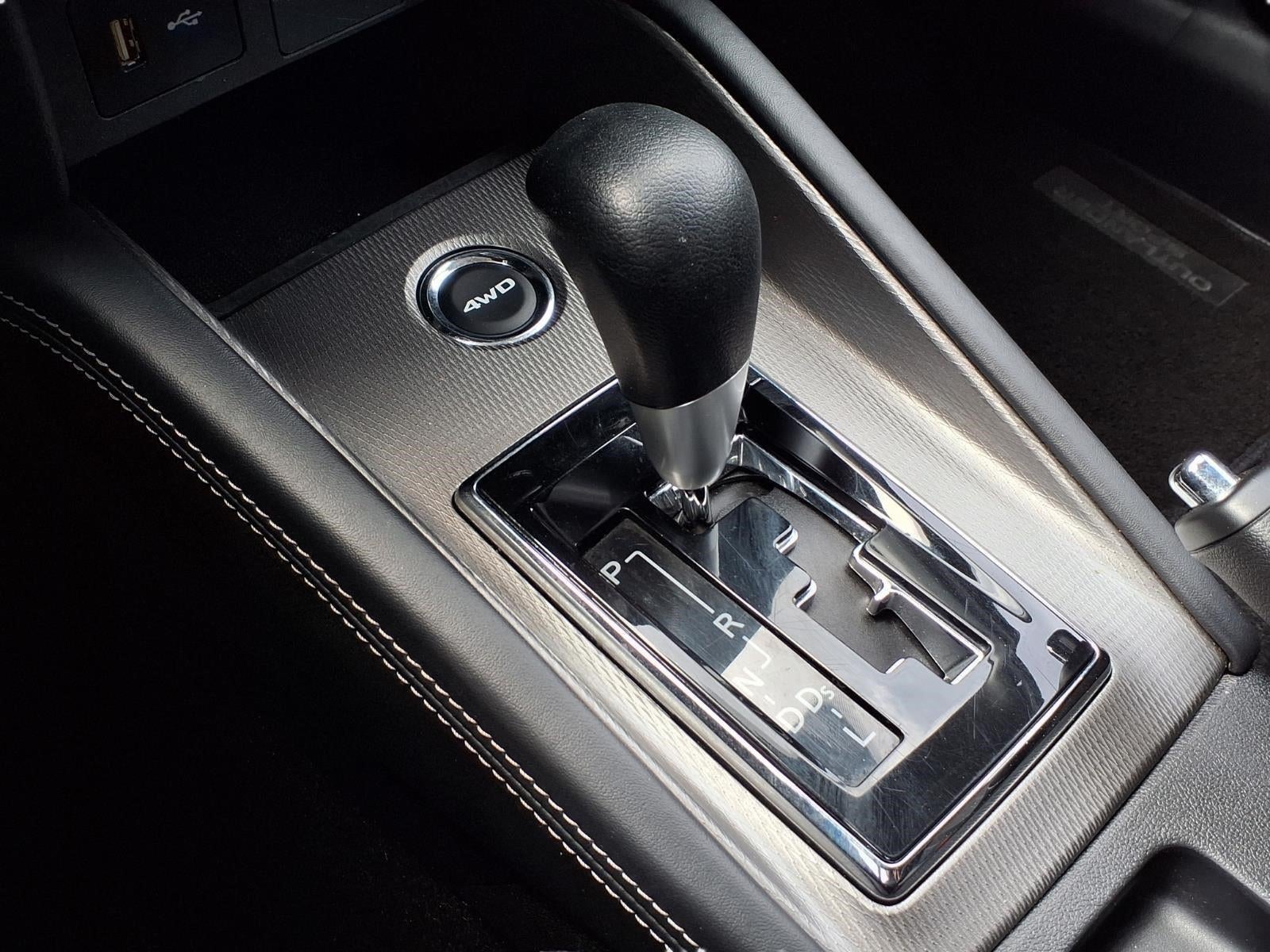 2025 Mitsubishi Outlander Sport SE