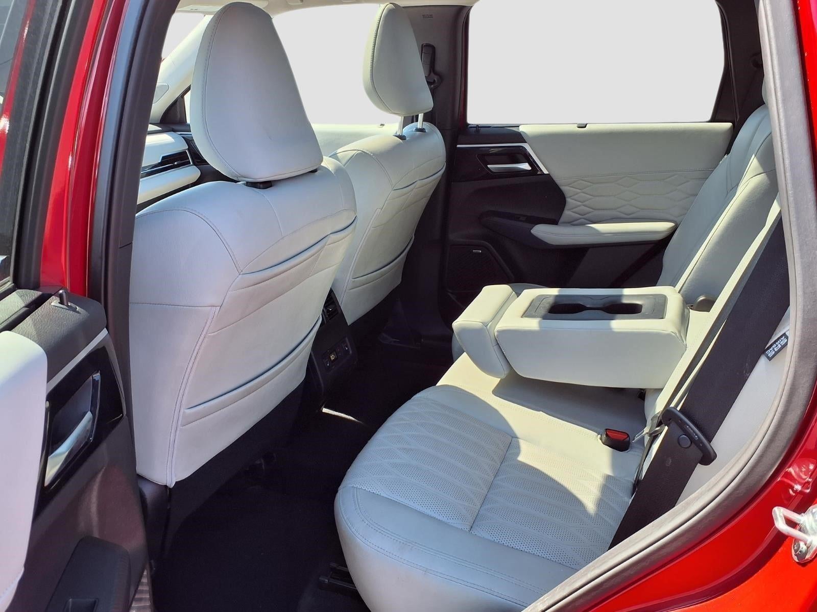2025 Mitsubishi Outlander SEL