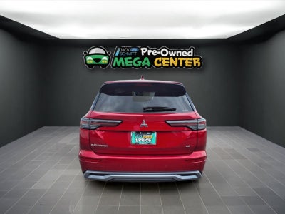 2025 Mitsubishi Outlander SE