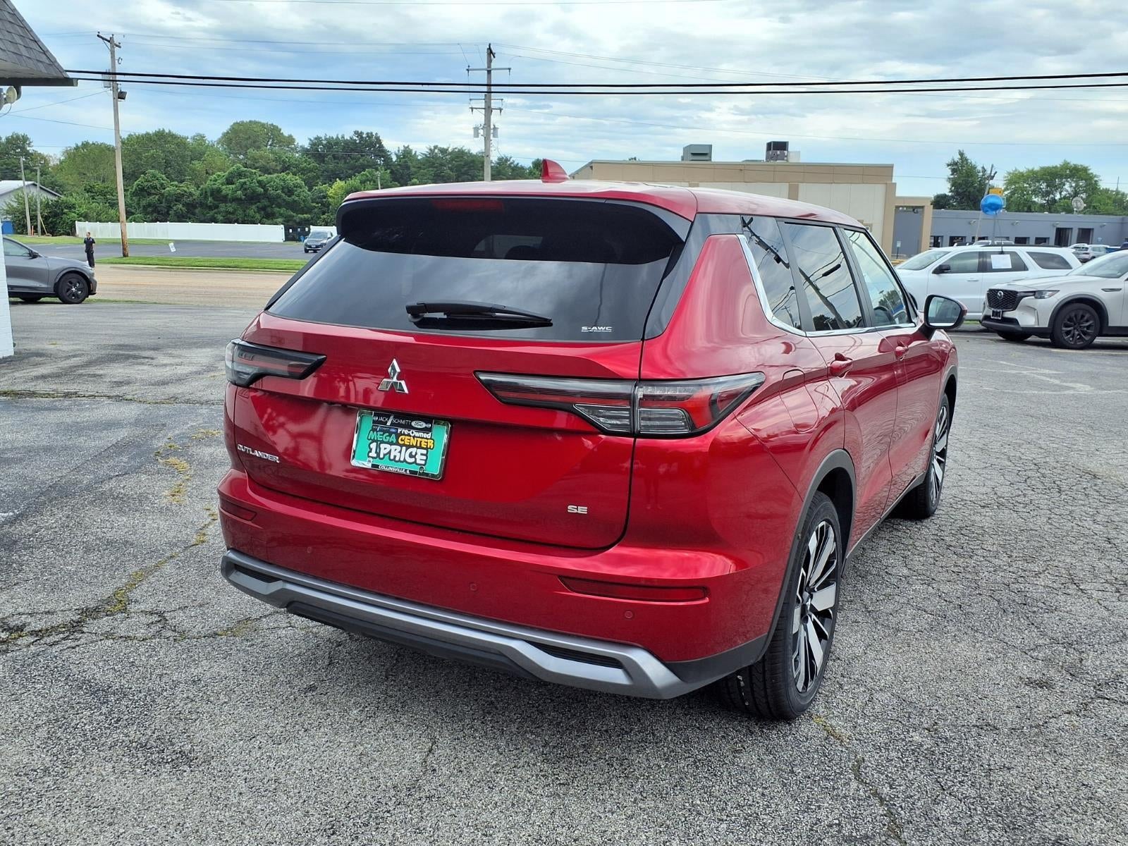 2025 Mitsubishi Outlander SE