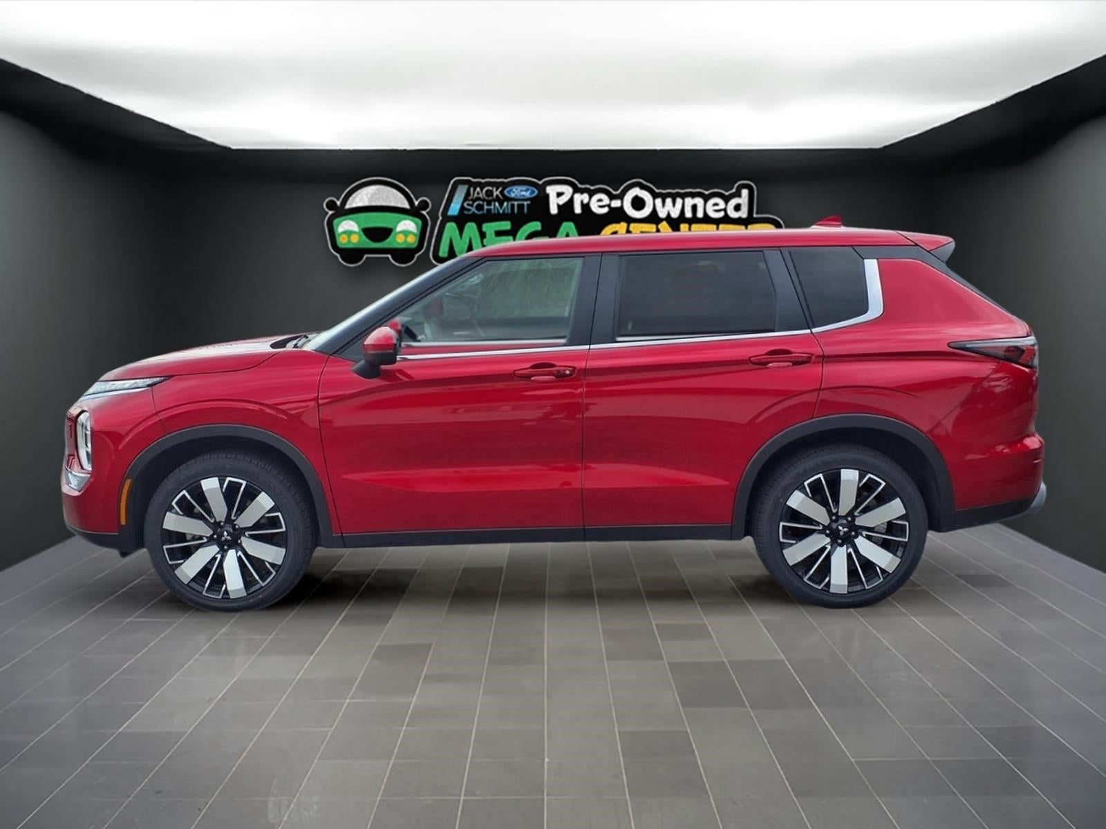2025 Mitsubishi Outlander SE