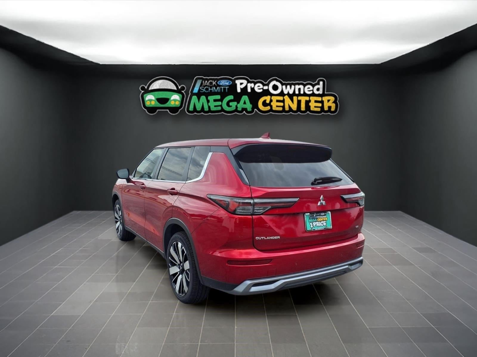 2025 Mitsubishi Outlander SE