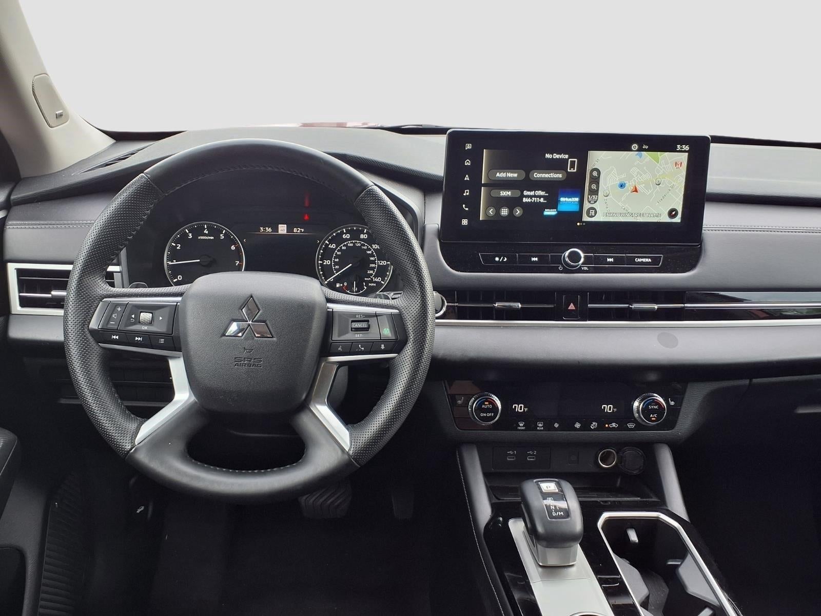 2025 Mitsubishi Outlander SE
