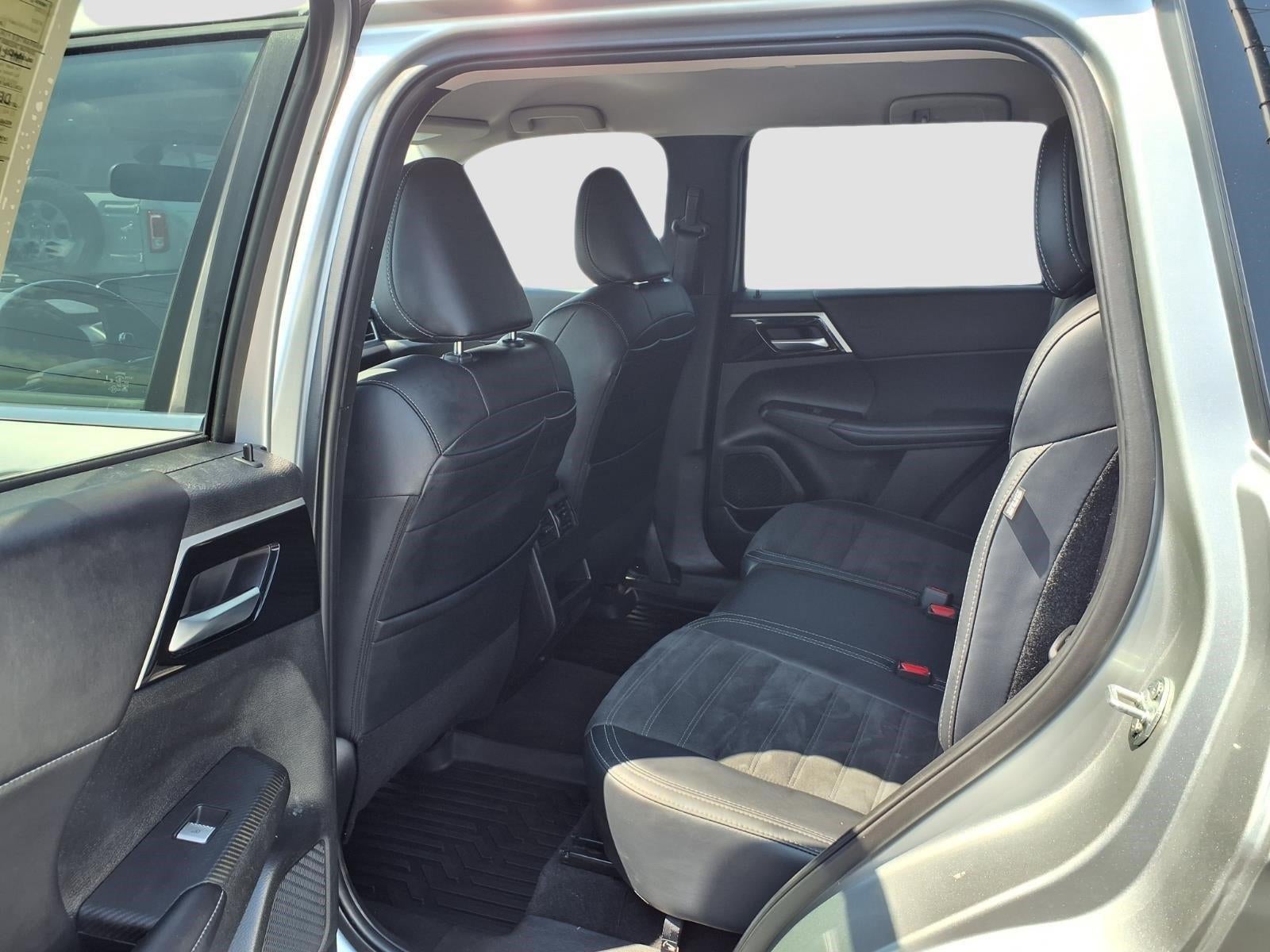 2024 Mitsubishi Outlander SE
