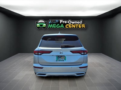 2024 Mitsubishi Outlander SE
