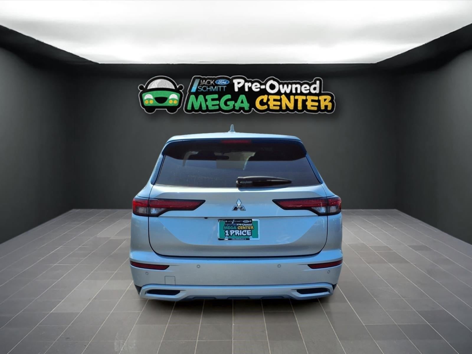 2024 Mitsubishi Outlander SE