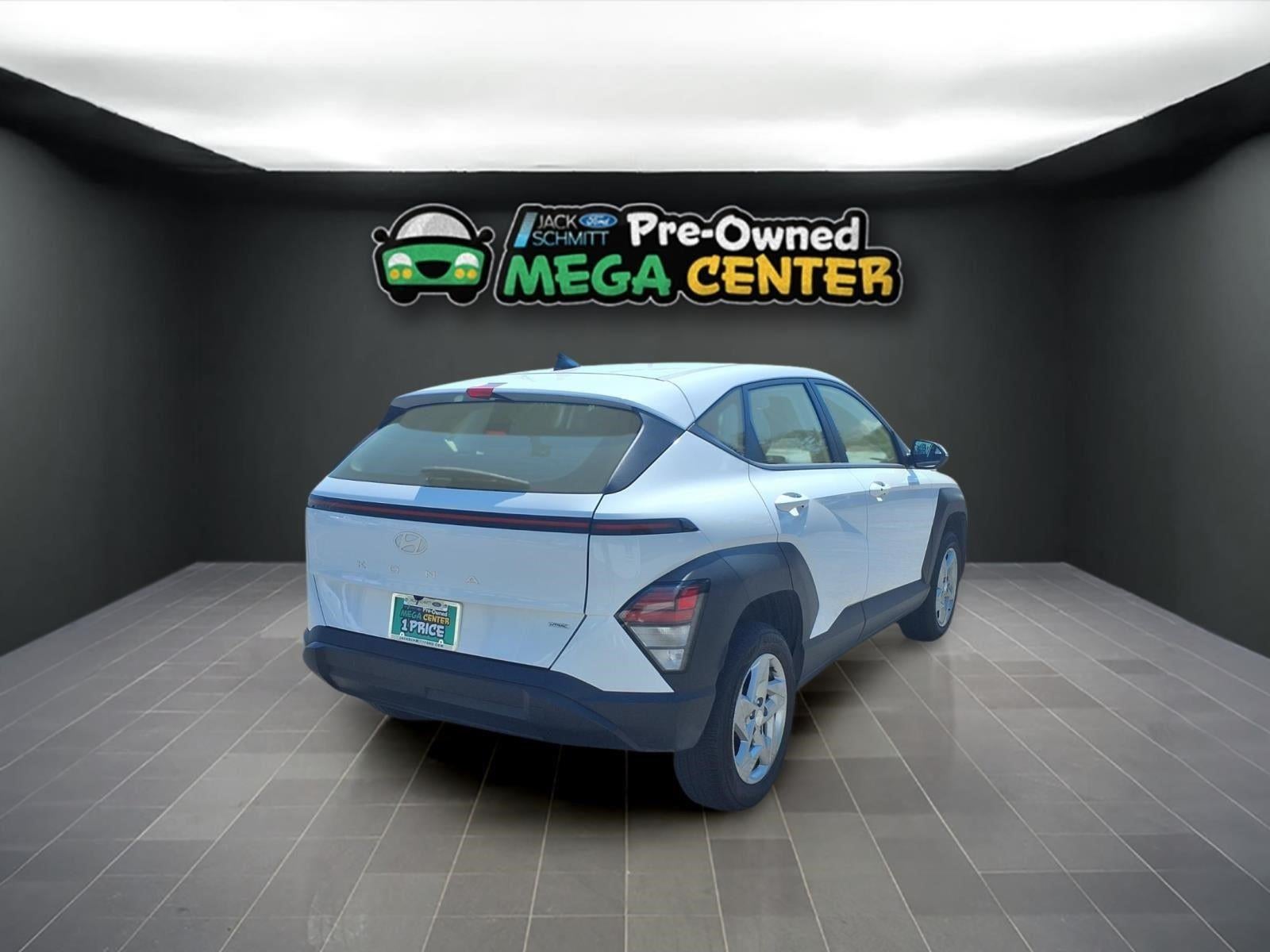 2025 Hyundai Kona SE