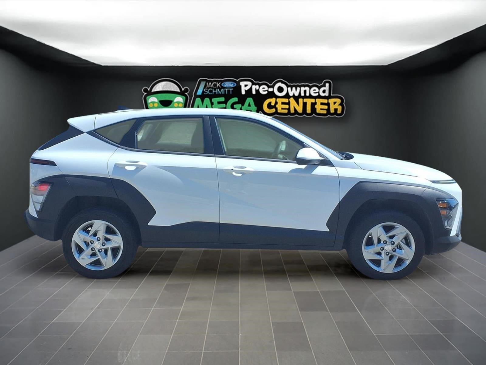 2025 Hyundai Kona SE