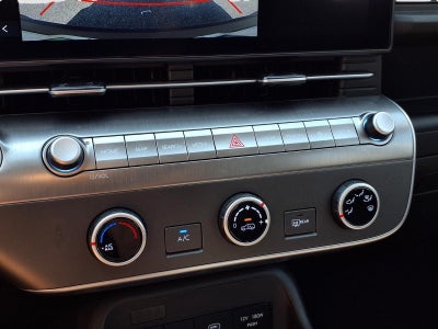 2025 Hyundai Kona SE