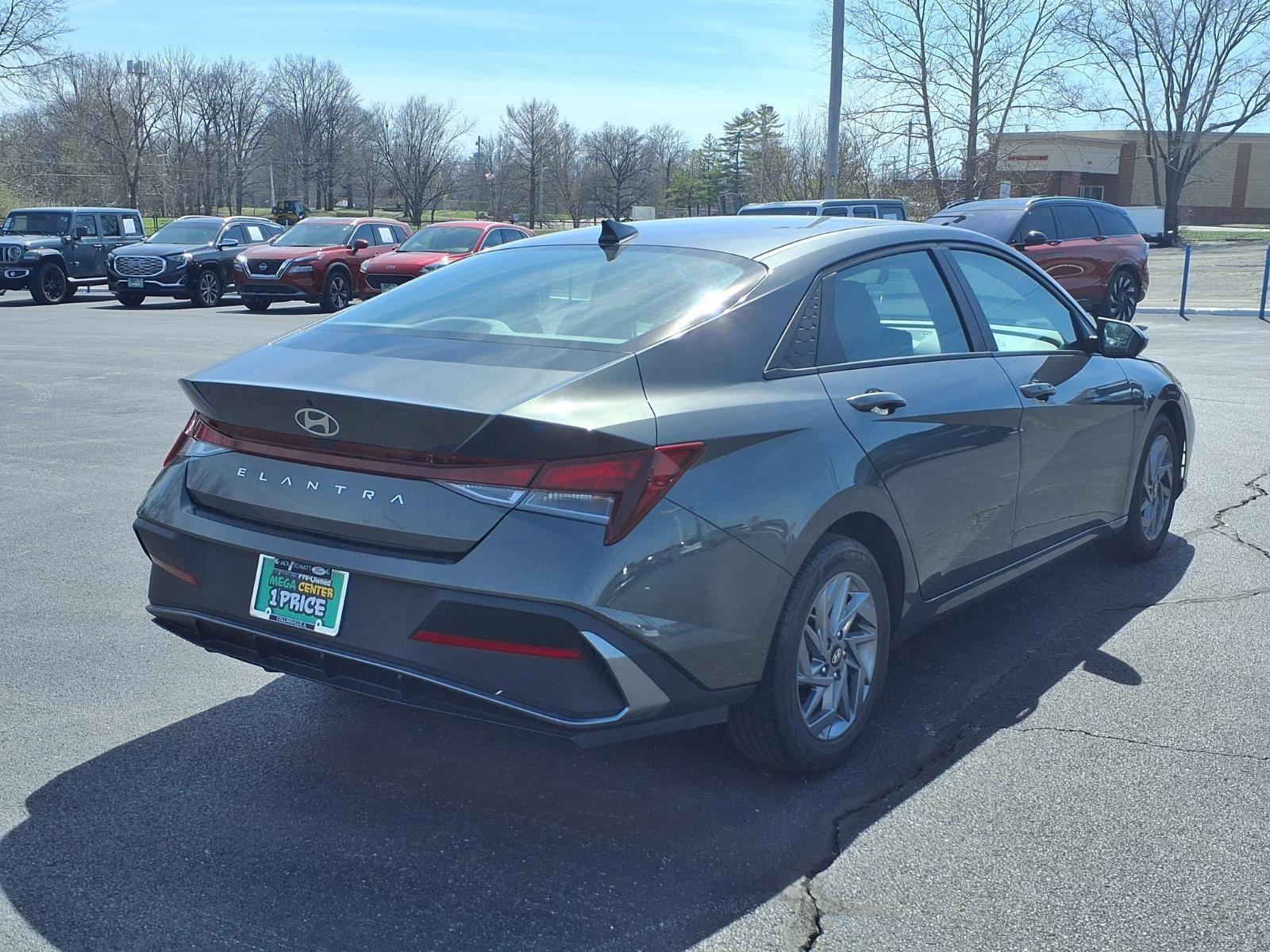 2024 Hyundai Elantra SEL