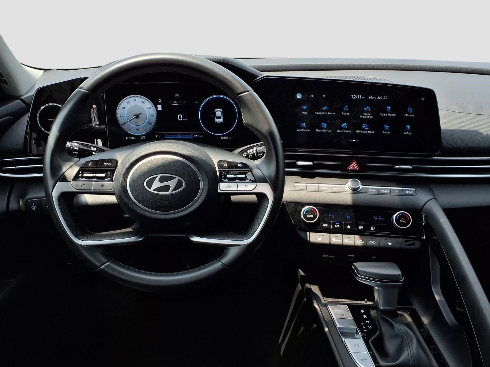 2025 Hyundai Elantra Limited