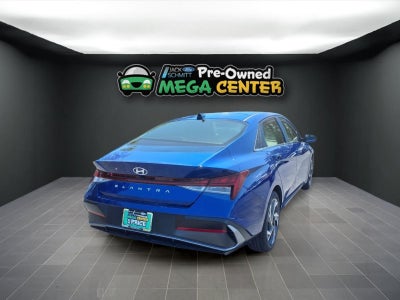 2025 Hyundai Elantra SEL Convenience