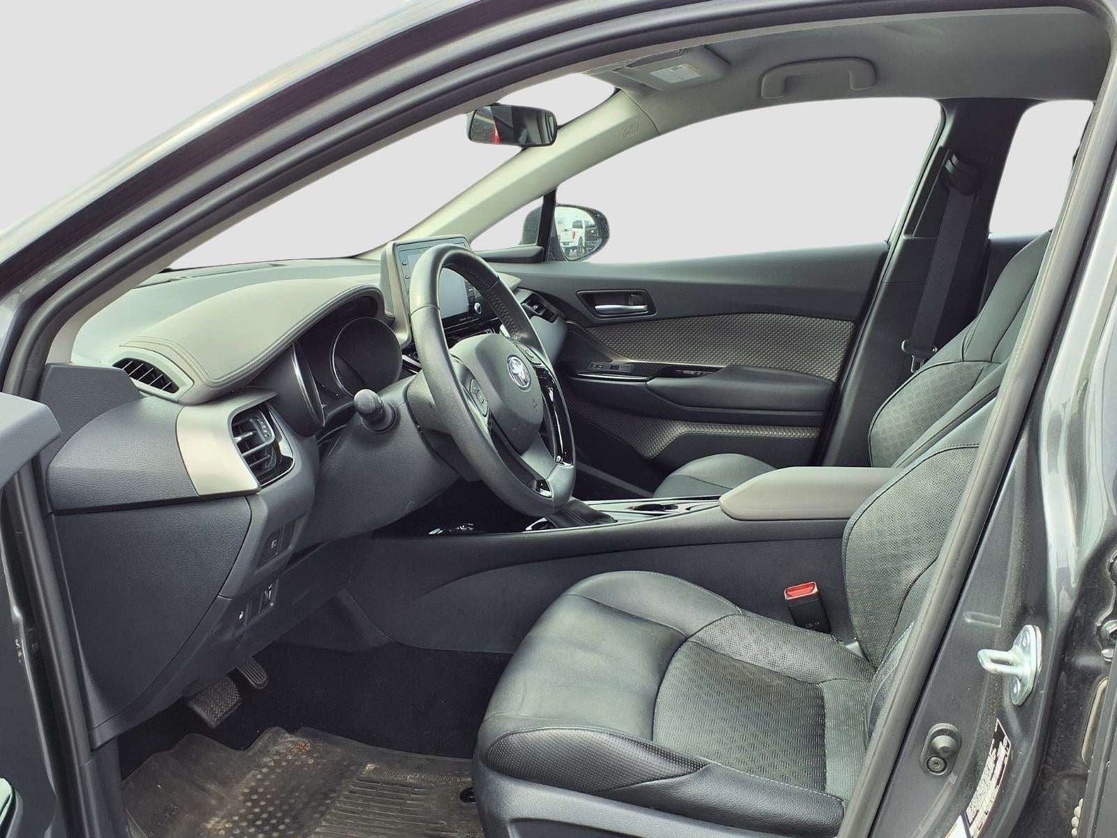 2022 Toyota C-HR Limited