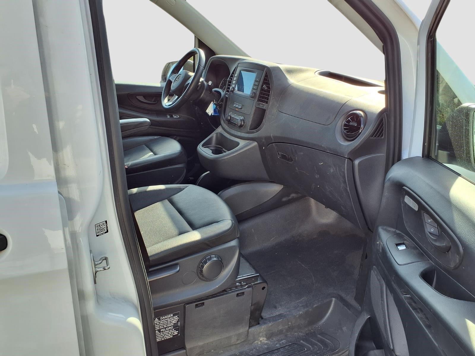 2023 Mercedes-Benz Metris Cargo Van 135 WB Cargo