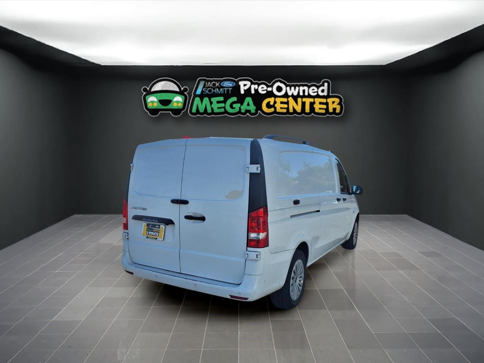 2023 Mercedes-Benz Metris Cargo Van 135 WB Cargo