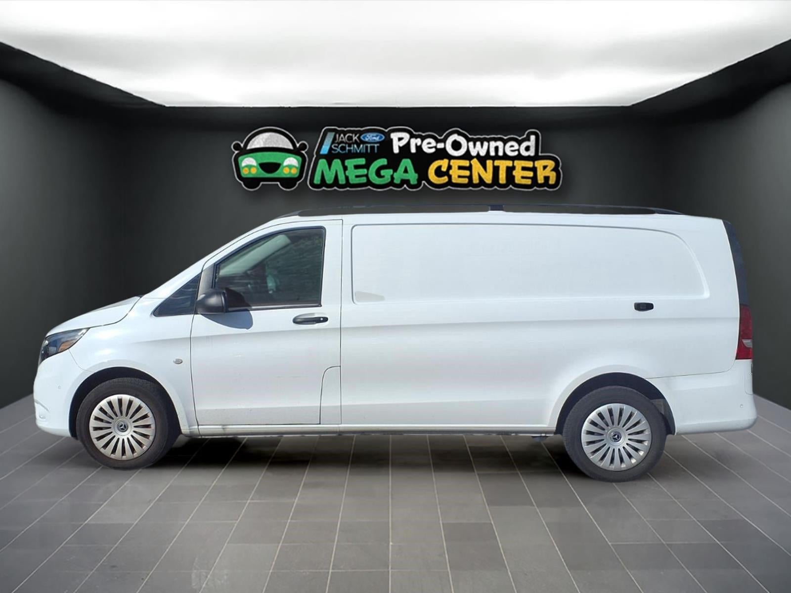 2023 Mercedes-Benz Metris Cargo Van 135 WB Cargo