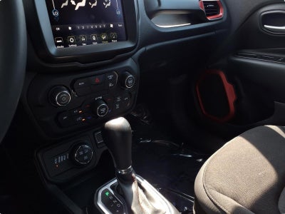 2023 Jeep Renegade Trailhawk