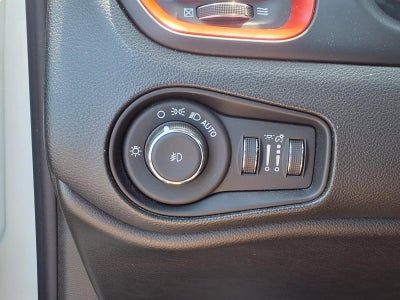 2023 Jeep Renegade Trailhawk