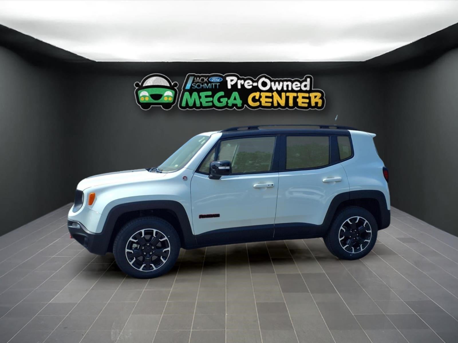 2023 Jeep Renegade Trailhawk